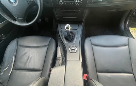 BMW 3 серия, 2009 год, 1 300 000 рублей, 28 фотография