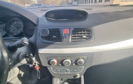 Renault Fluence I, 2011 год, 620 000 рублей, 17 фотография