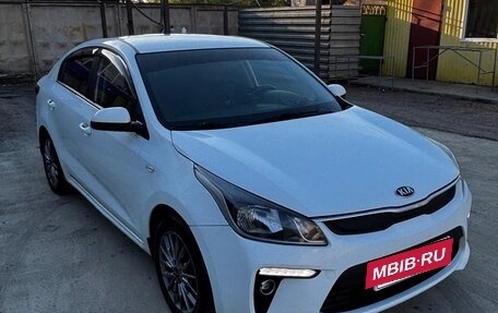 KIA Rio IV, 2017 год, 1 100 000 рублей, 2 фотография