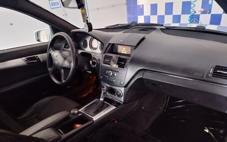 Mercedes-Benz C-Класс, 2008 год, 800 000 рублей, 3 фотография
