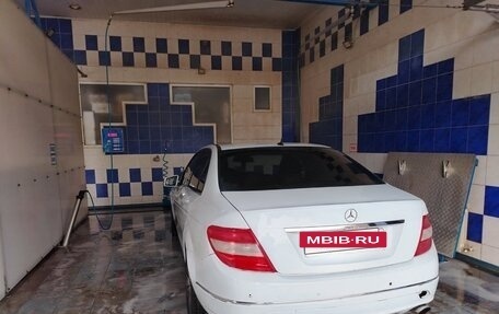 Mercedes-Benz C-Класс, 2008 год, 800 000 рублей, 2 фотография