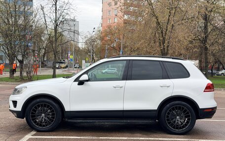 Volkswagen Touareg III, 2015 год, 2 400 000 рублей, 6 фотография