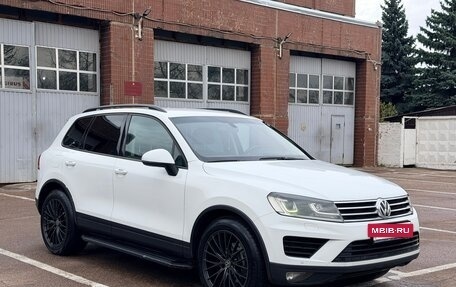 Volkswagen Touareg III, 2015 год, 2 400 000 рублей, 4 фотография