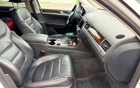 Volkswagen Touareg III, 2015 год, 2 400 000 рублей, 14 фотография