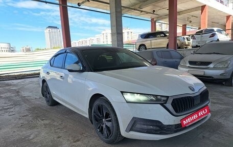 Skoda Octavia IV, 2021 год, 1 362 000 рублей, 2 фотография