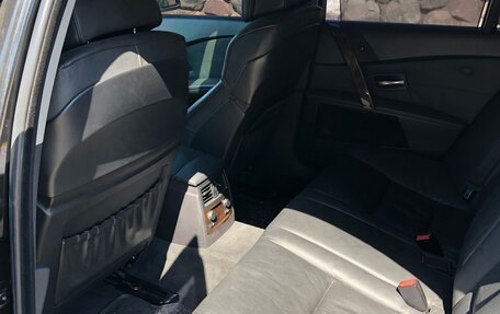 BMW 5 серия, 2006 год, 825 000 рублей, 14 фотография