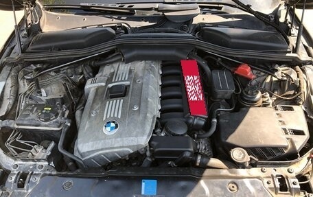 BMW 5 серия, 2006 год, 825 000 рублей, 18 фотография
