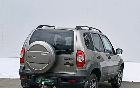 Chevrolet Niva I рестайлинг, 2017 год, 635 000 рублей, 5 фотография