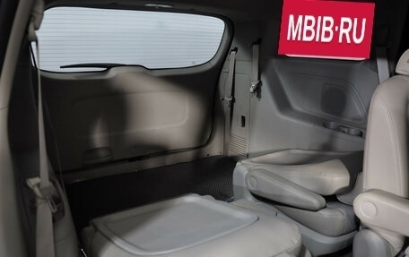 KIA Carnival III, 2018 год, 2 489 000 рублей, 28 фотография