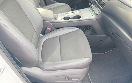Hyundai Kona I, 2020 год, 2 650 000 рублей, 23 фотография