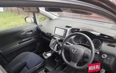 Toyota Wish II, 2012 год, 1 500 000 рублей, 4 фотография