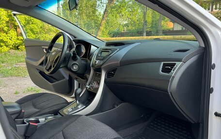 Hyundai Elantra V, 2013 год, 850 000 рублей, 9 фотография