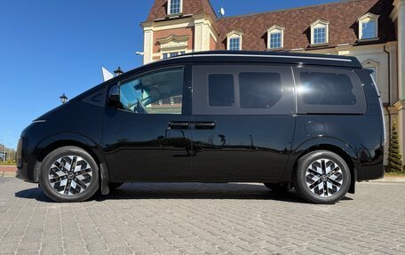 Hyundai Staria, 2023 год, 6 700 000 рублей, 13 фотография