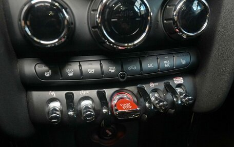 MINI Hatch, 2019 год, 3 490 000 рублей, 17 фотография
