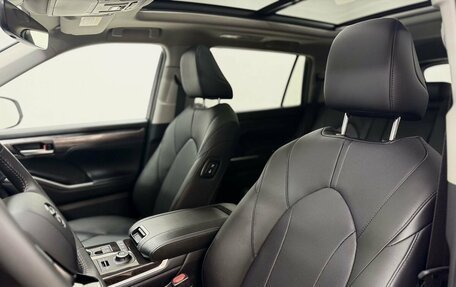 Toyota Highlander, 2026 год, 5 600 000 рублей, 13 фотография