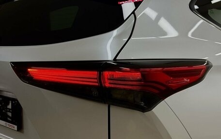 Toyota Highlander, 2026 год, 5 600 000 рублей, 10 фотография