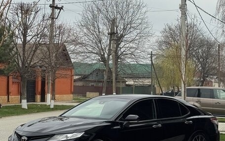 Toyota Camry, 2019 год, 2 550 000 рублей, 1 фотография