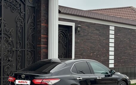 Toyota Camry, 2019 год, 2 550 000 рублей, 2 фотография