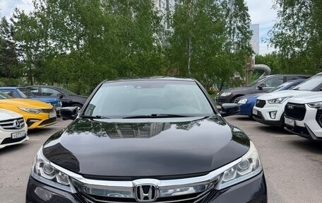 Honda Accord IX рестайлинг, 2017 год, 2 180 000 рублей, 2 фотография