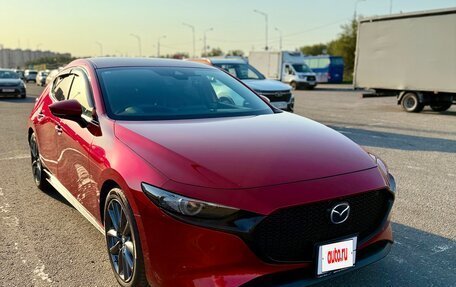 Mazda 3, 2020 год, 2 000 000 рублей, 4 фотография