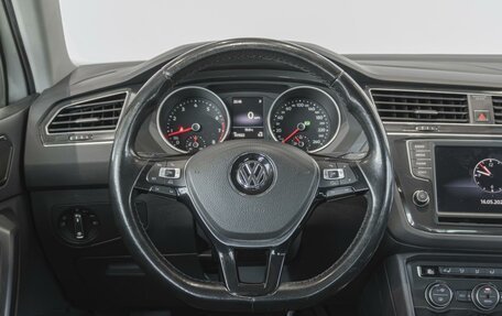 Volkswagen Tiguan II, 2017 год, 2 190 000 рублей, 25 фотография