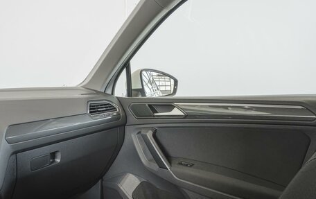 Volkswagen Tiguan II, 2017 год, 2 190 000 рублей, 34 фотография