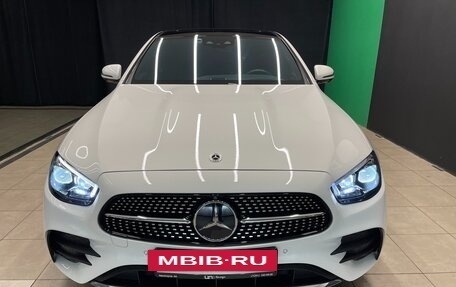 Mercedes-Benz E-Класс, 2022 год, 5 250 000 рублей, 3 фотография