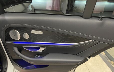 Mercedes-Benz E-Класс, 2022 год, 5 250 000 рублей, 21 фотография
