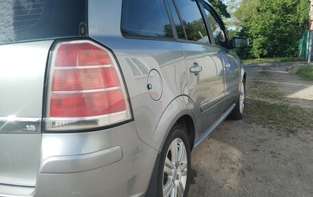 Opel Zafira B, 2007 год, 650 000 рублей, 5 фотография