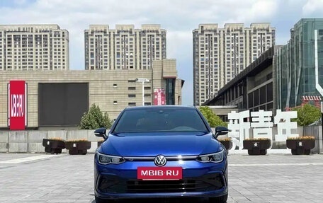 Volkswagen Golf VIII, 2020 год, 1 450 013 рублей, 2 фотография
