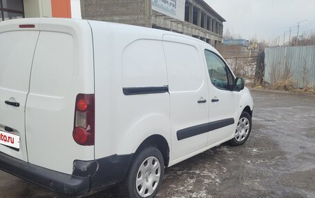 Peugeot Partner II рестайлинг 2, 2014 год, 540 000 рублей, 3 фотография