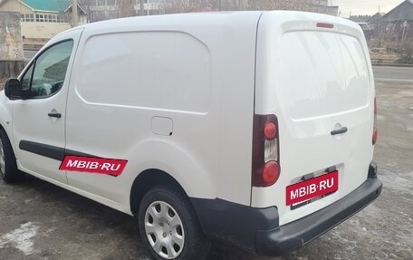 Peugeot Partner II рестайлинг 2, 2014 год, 540 000 рублей, 5 фотография