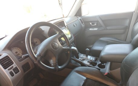 Mitsubishi Pajero III рестайлинг, 2006 год, 1 100 000 рублей, 9 фотография