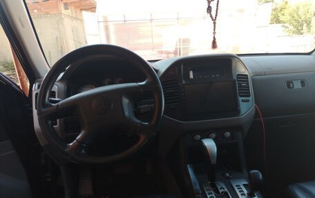 Mitsubishi Pajero III рестайлинг, 2006 год, 1 100 000 рублей, 8 фотография