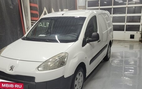 Peugeot Partner II рестайлинг 2, 2014 год, 540 000 рублей, 15 фотография