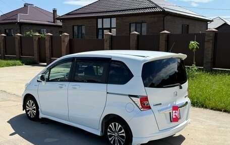 Honda Freed I, 2014 год, 1 260 000 рублей, 11 фотография