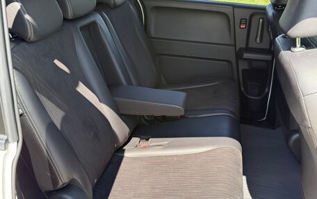 Honda Freed I, 2014 год, 1 260 000 рублей, 21 фотография