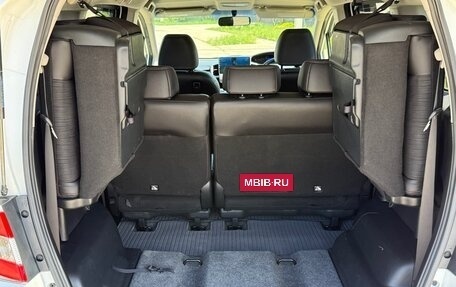 Honda Freed I, 2014 год, 1 260 000 рублей, 26 фотография