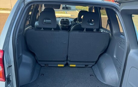 Toyota RAV4, 2001 год, 1 300 000 рублей, 10 фотография