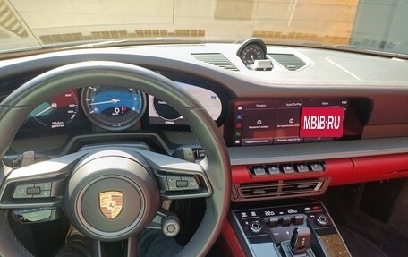Porsche 911, 2021 год, 16 500 000 рублей, 10 фотография