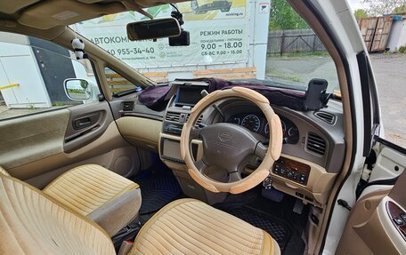 Nissan Presage I, 2001 год, 700 000 рублей, 9 фотография