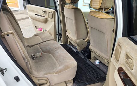Nissan Presage I, 2001 год, 700 000 рублей, 16 фотография