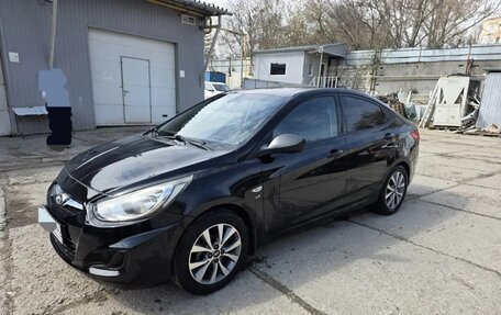 Hyundai Solaris II рестайлинг, 2013 год, 810 000 рублей, 15 фотография