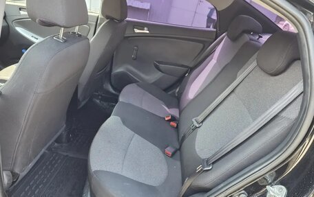 Hyundai Solaris II рестайлинг, 2013 год, 810 000 рублей, 3 фотография