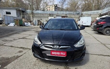 Hyundai Solaris II рестайлинг, 2013 год, 810 000 рублей, 6 фотография