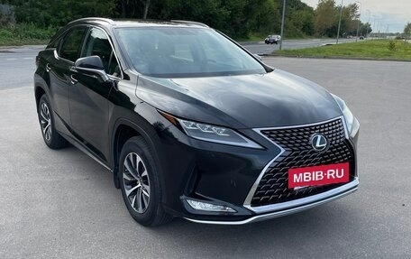 Lexus RX IV рестайлинг, 2021 год, 4 900 000 рублей, 2 фотография