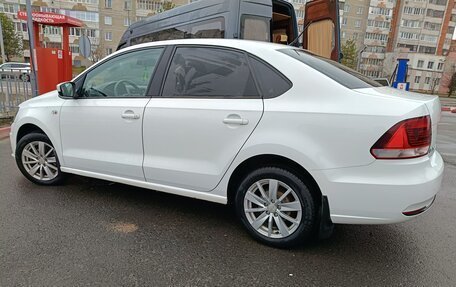Volkswagen Polo VI (EU Market), 2015 год, 820 000 рублей, 2 фотография