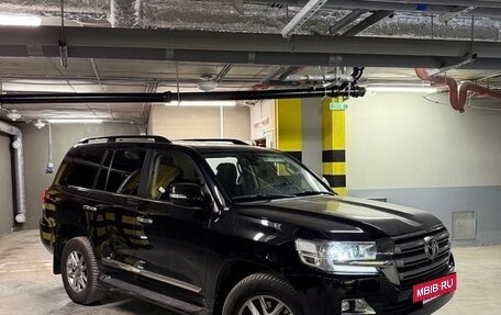 Toyota Land Cruiser 200, 2015 год, 5 450 000 рублей, 5 фотография