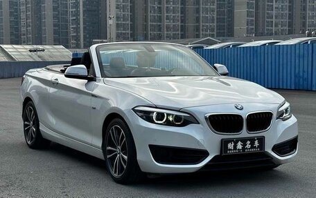 BMW 2 серия F22, 2018 год, 1 575 000 рублей, 3 фотография
