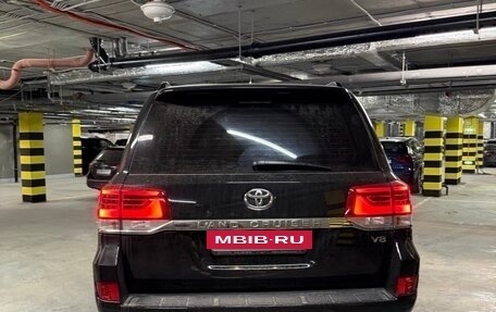 Toyota Land Cruiser 200, 2015 год, 5 450 000 рублей, 6 фотография